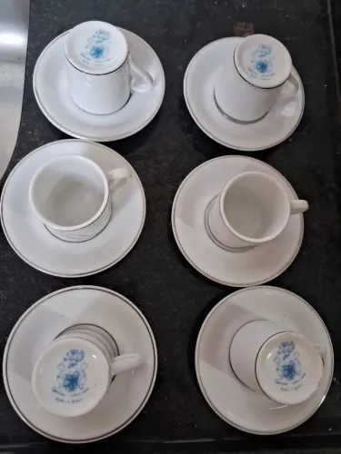Jogo de xícaras da germer de café com pires