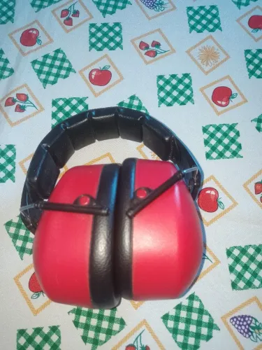Protetor abafador em perfeito estado de uso 