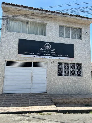 DOCUMENTADA!! JACINTINHO!! DUAS CASAS!! APENAS 310.000,00
