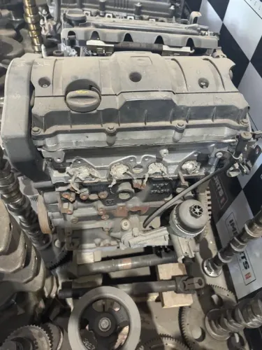Motor parcial Peugeot 2008 Griffe EAT6 2018 118CV