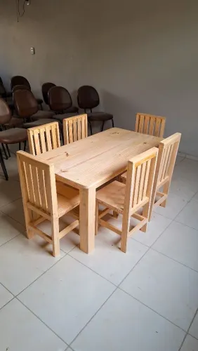 Conjunto mesa e 6 cadeiras infantis 