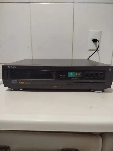 Toca CD Philips AK 601