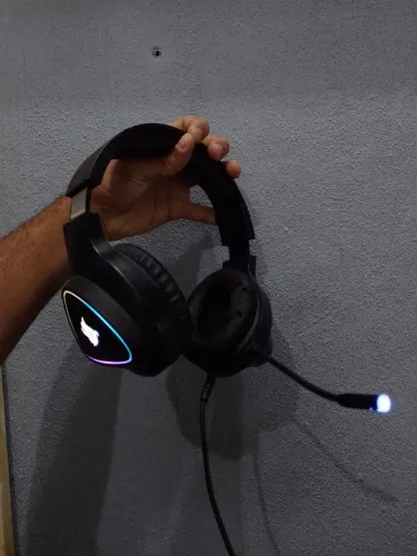 Headset Gamer Pichau com Microfone e Iluminação RGB
