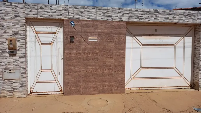 Casa para venda com 2 quartos no Loteamento Monte Castelo - Juazeiro/Ba