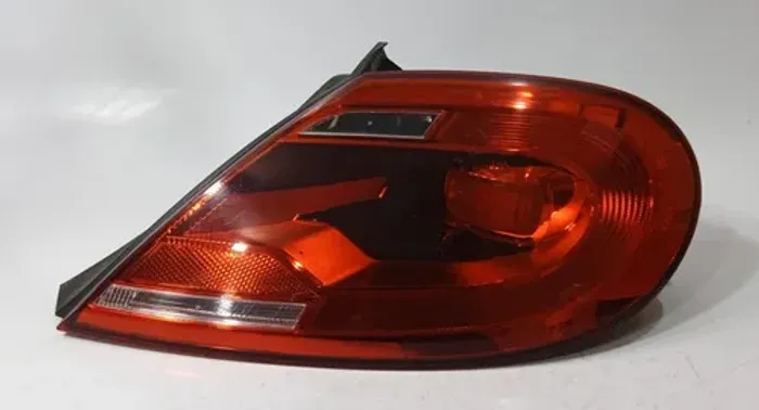 Lanterna Direita Fusca 2014 2015 2016 Direito/passageiro Vermelho
