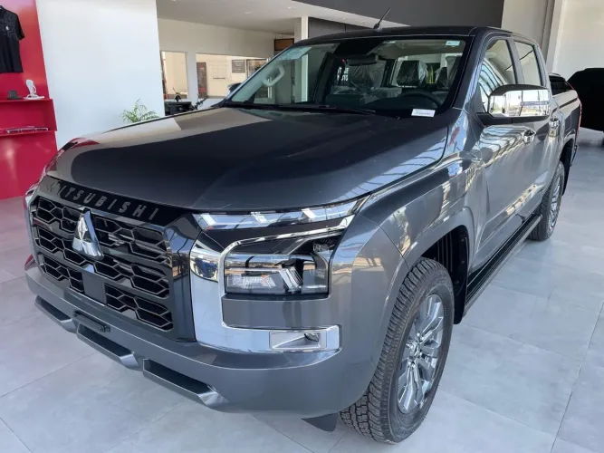 Mitsubishi TRITON HPE 2.4 CD 4X4 TB Diesel Aut. 2026