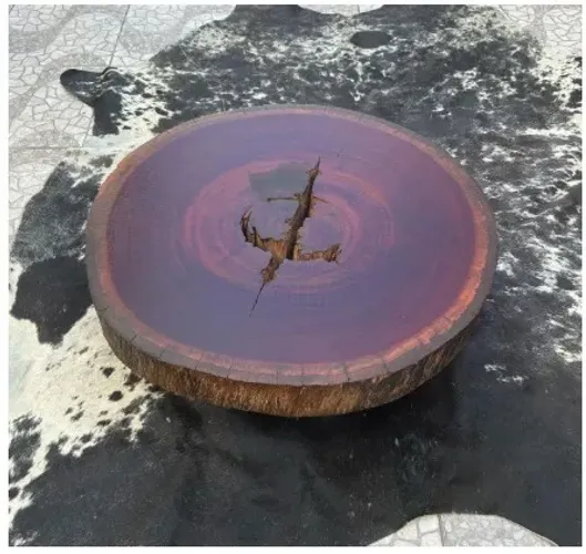 Mesa de centro em Madeira Centenária.