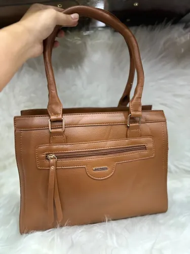 Bolsa de Ombro La Celicia - Elegância e Sofisticação