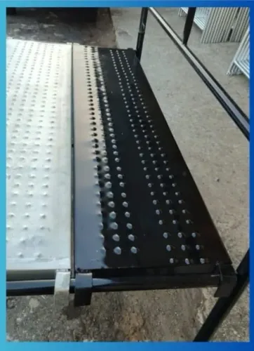 PLATAFORMA CHAPA 18 PRETA 1,50 x 0,37 m (NOVA)