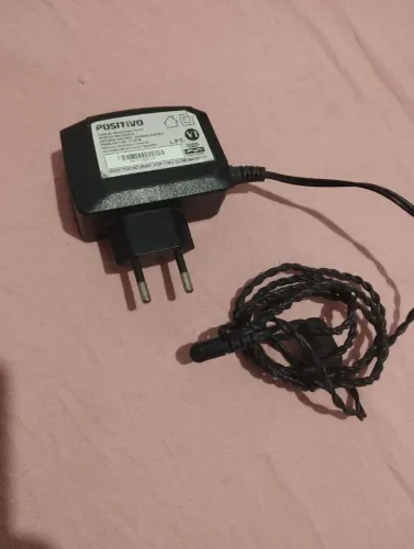 Carregador notebook positivo original leia