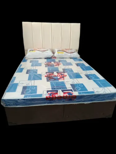 Cama casal completa com colchão D20 e cabeceira