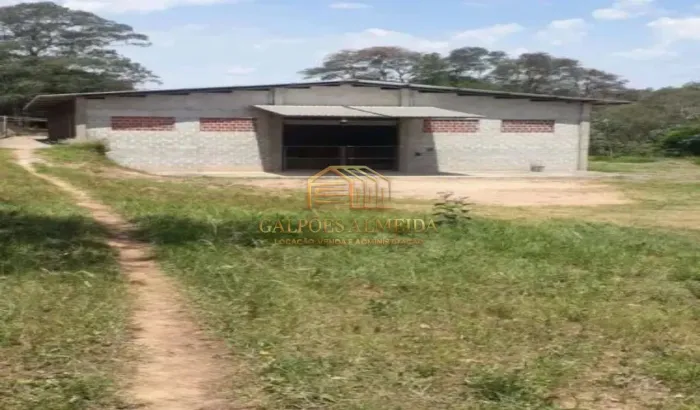 Pavilhão/Galpão à venda no bairro Centro - Mairinque/SP