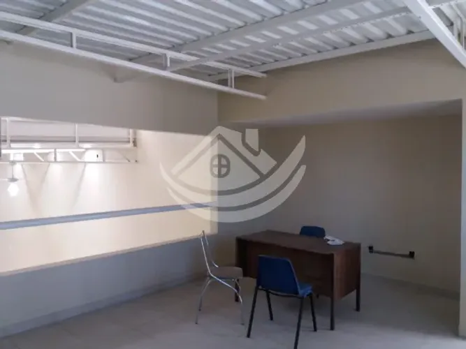 LU Ref 59 Galpão 200m² Jd São Judas Tadeu 