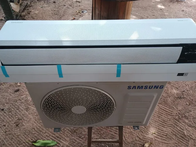 SPLIT 18MIL BTUS INverter