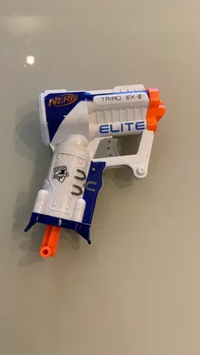 Lançador de Dardos Nerf Elite Triad EX-3