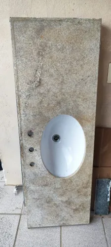 Pia de banheiro com cuba