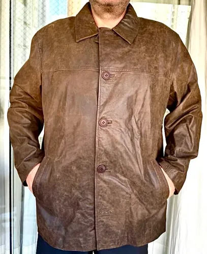 Jaqueta masculina marrom de Couro legítimo, Tamanho GG, em excelente estado
