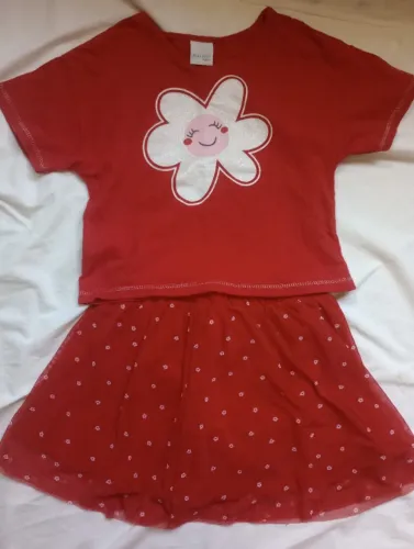 Conjunto Infantil Blusa em Meia Malha Saia em Tule Light com Short por baixo - Malwee