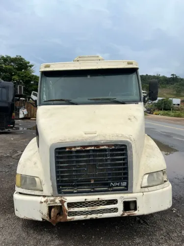 Cabine Caminhão Volvo Nh Completa