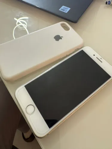 Vendo iPHONE 8 64G Super Conservado