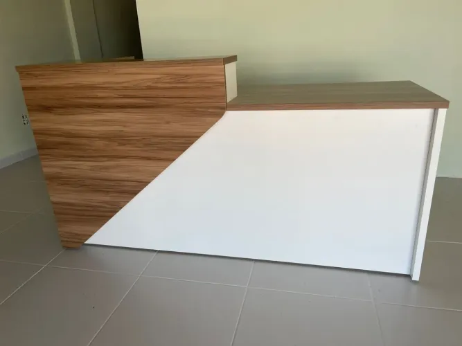 Balcão Atendimento de escritório moderno e elegante