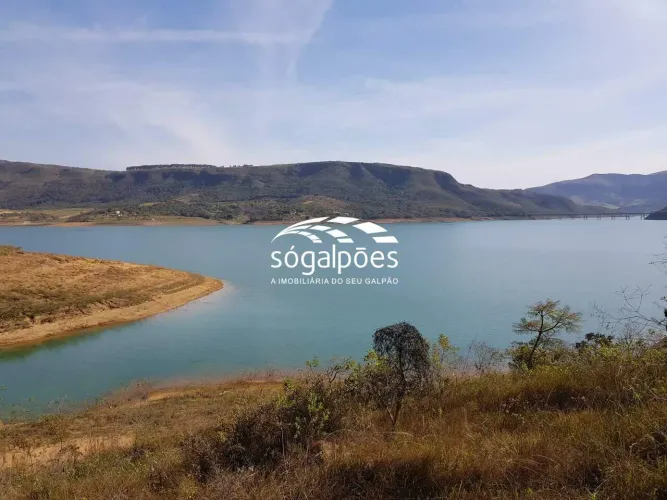 Terreno Residencial 9.877,50 m² em Village Furnas, Formiga (MG) - Venda