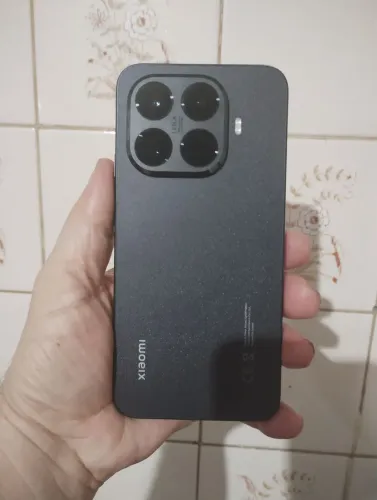 XIAOMI 15T PRO 512 GIGA 12 RAM