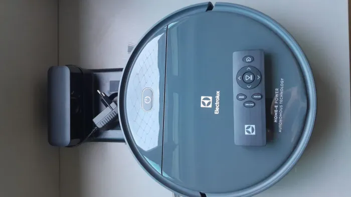 Robô Aspirador Electrolux - Pouco Uso