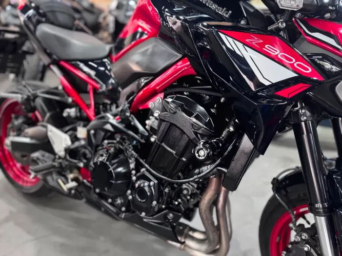 KAWASAKI Z900 2025