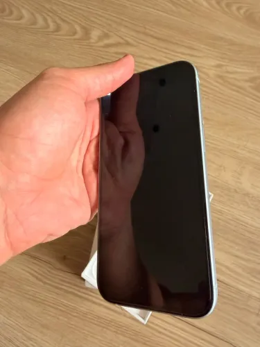 iPhone 15 128g