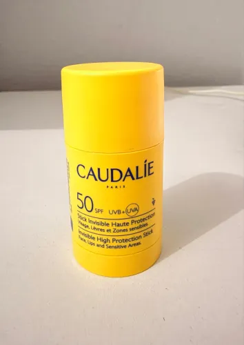 protetor solar em bastao caudalie stick fps 50