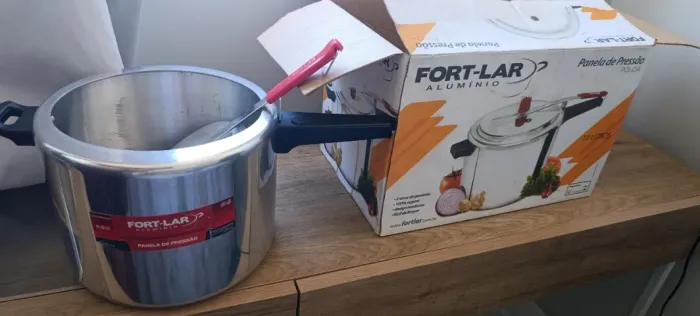 ? Panela de Pressão 10L Fortlar - NOVA, Nunca Usada
