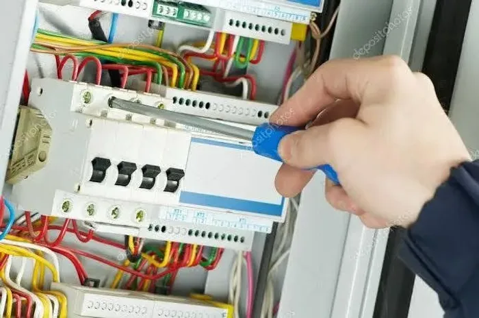 Eletricista Valqueire Vila Valqueire Sulacap Campinho Campo dos Afonsos Praça Seca 
