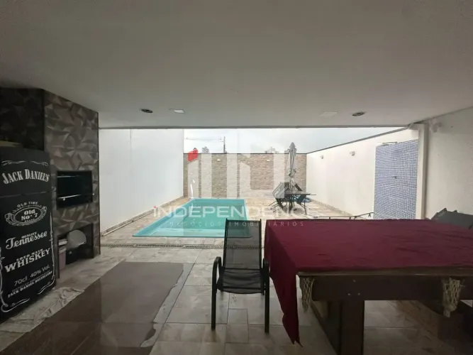 Sobrado à venda | R$ 950.000,00 | Portal dos Passaros | Zona Sudeste