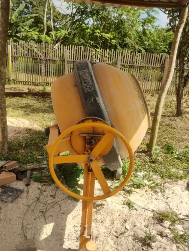 Betoneira 400 litros 