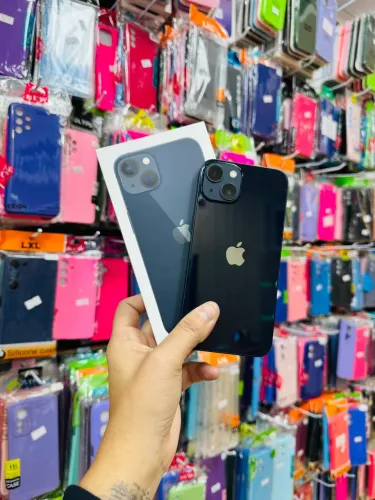 iPhone 13 256GB azul bateria 87%