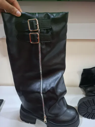 Botas Femininas de Bico Redondo e Solado Grosso, Design com Zíper Lateral & Fivela