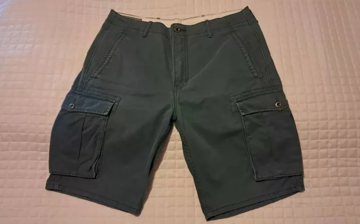 Bermuda LEVI'S original vintage (sem uso)