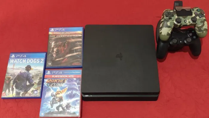 Vídeo game Playstation 4 slim