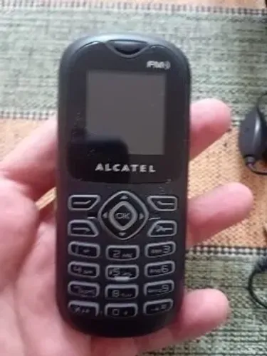Celular Alcatel para idoso - Com rádio Fm 