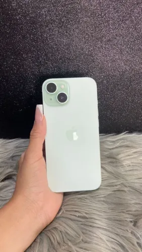 IPHONE 15 VERDE