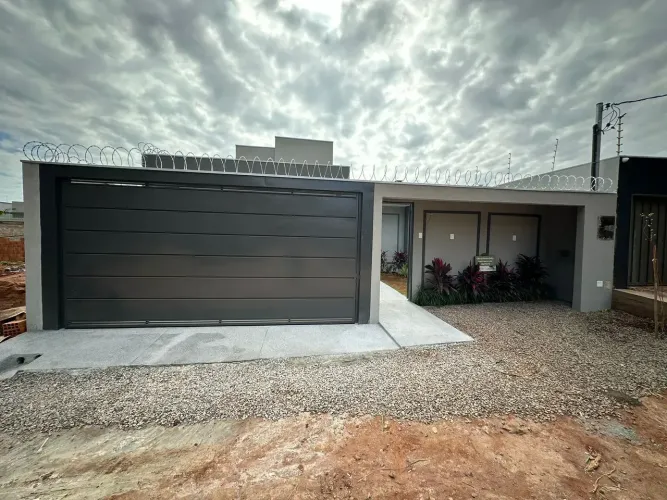 1COD341- LINDA CASA NO VILLA NASSER COM ACABAMENTO IMPECÁVEL