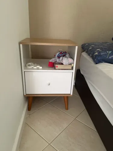 Mesa de cabeceira