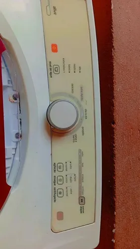 Vendo máquina de lavar funcionando perfeitamente valor 559