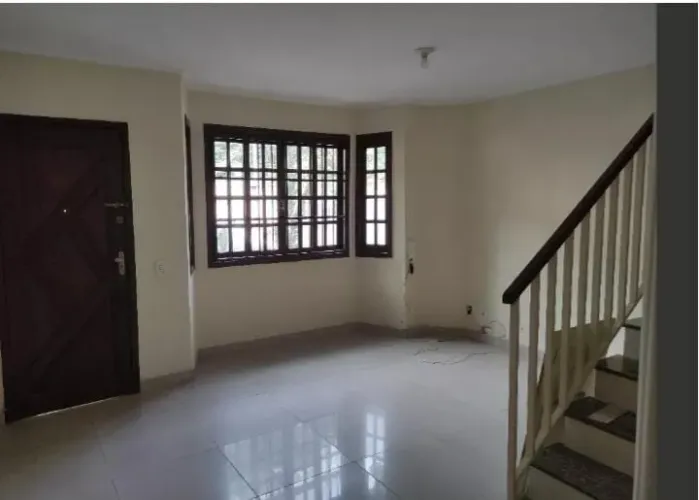Vendo casa condomínio