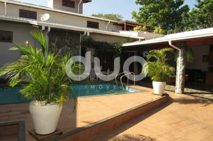 Casa com 2 dormitórios para alugar, 243 m² por R$ 6.185,00/mês - Nova Piracicaba - Piracic