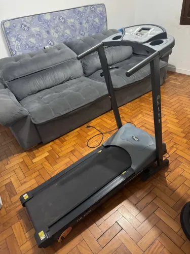 Vendo esteira seminova