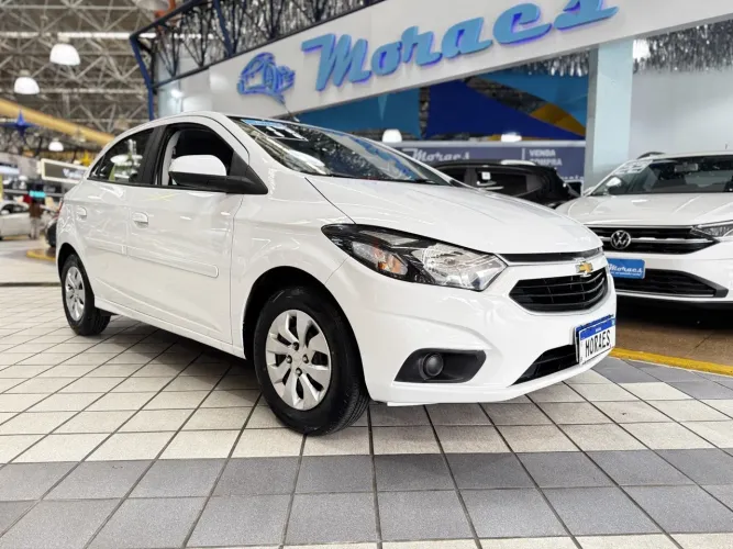 Chevrolet Onix Hatch LT 1.0 8V Flex Mec. 4P 2017