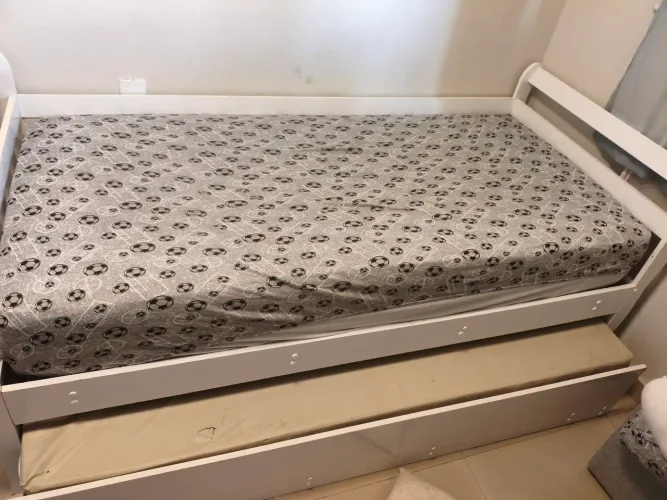 Cama babá