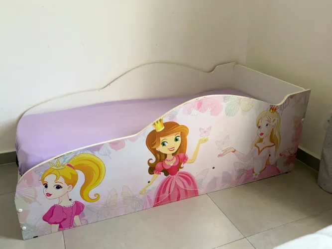 CAMA INFANTIL DAS PRINCESAS
